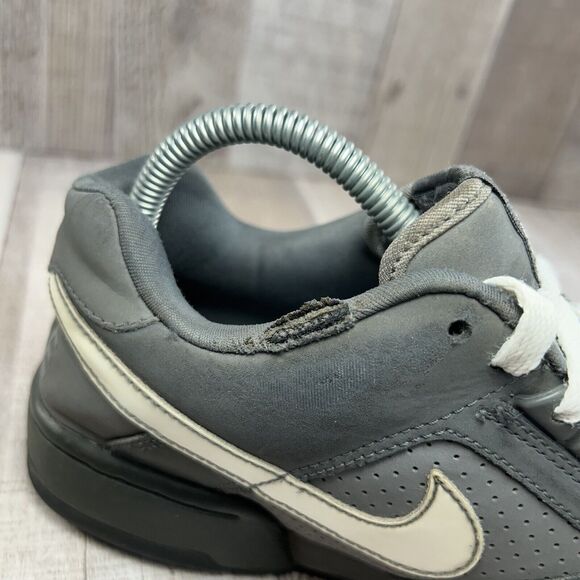Nike Delta Force Low Sneaker Athletic Shoes Gray Size 6Y Kids I 7.5 Women's - Picture 13 of 16